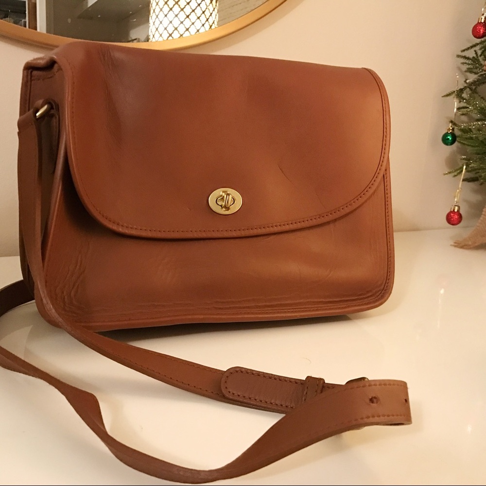 Leather Shoulder Bag ❤️